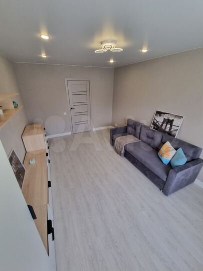 2-к. квартира, 51 м², 9/9 эт.