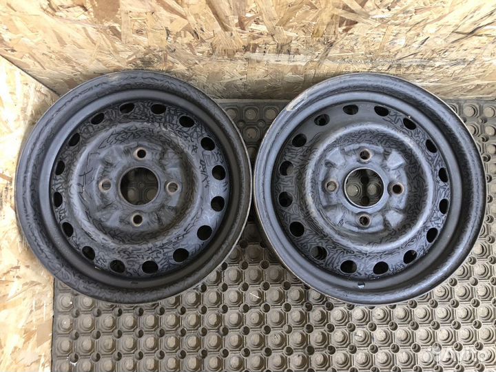 2 шт. Диски trebl R14 4*114.3 trebl Nissan