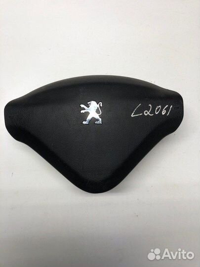 Подушка безопасности в руль Пежо 207 Peugeot 207