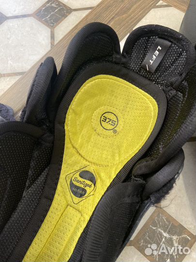 Хоккейные наколенники детские