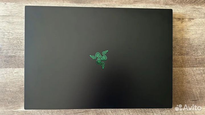 Razer Blade 18 i9 13950HX RTX 4060 32gb 2.5K 240Hz