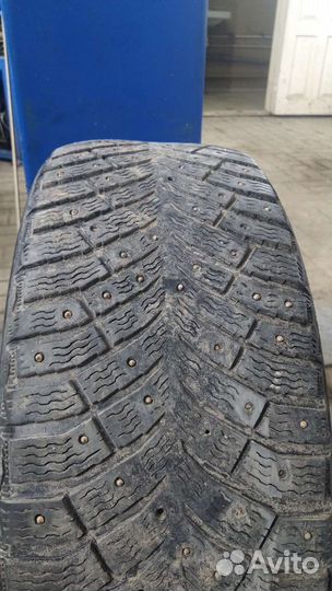 Michelin X-Ice North 4 215/55 R16 97T