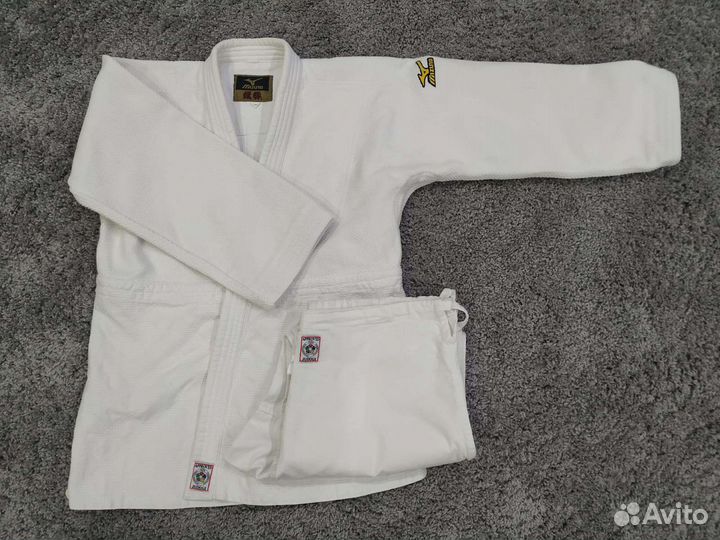 Кимоно для дзюдо Mizuno