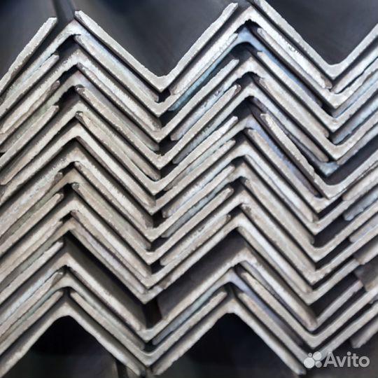 Уголок металлический