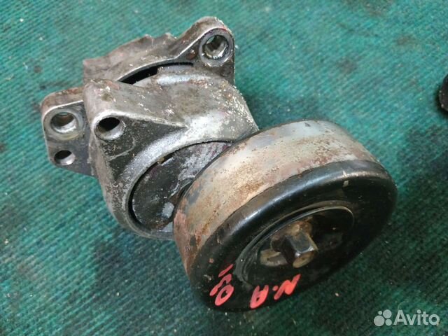 Натяжитель ремня ролик Nissan Armada Infinity QX 5