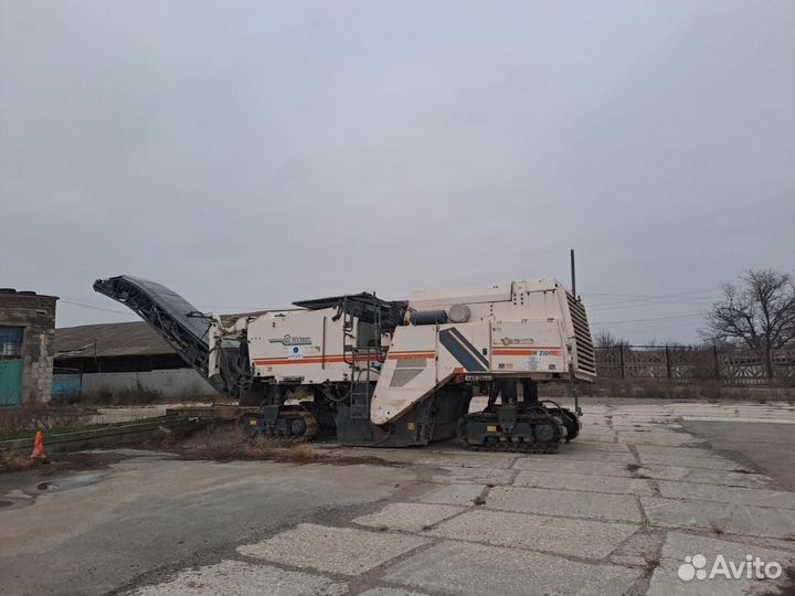 Дорожная фреза Wirtgen W 2100, 2003