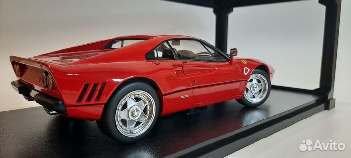 Модель Ferrari 288 GTO 1/18