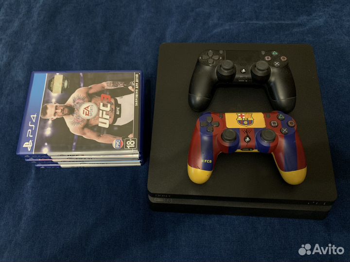 Sony PlayStation 4 Slim (1TB)