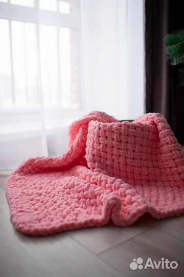 Плед детский вязаный ручная работа 80*100
