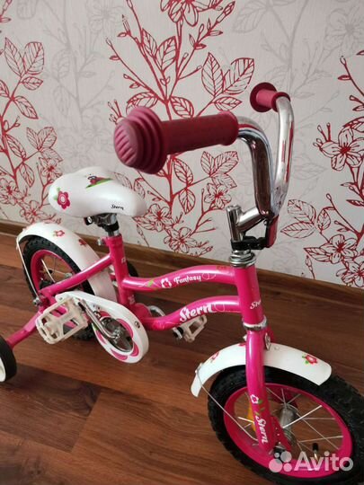 Самокат. Велосипед трехколесный. Самокат дерзкий