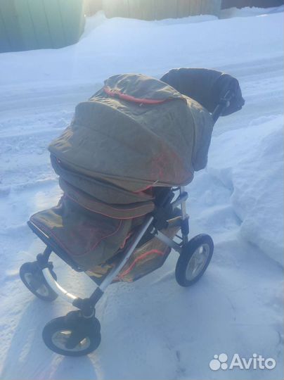 Прогулочная коляска