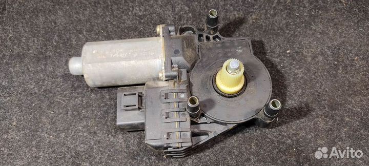 Мотор Стеклоподъемника левого (п/з)audi A6 C5