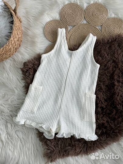 Лот детских вещей