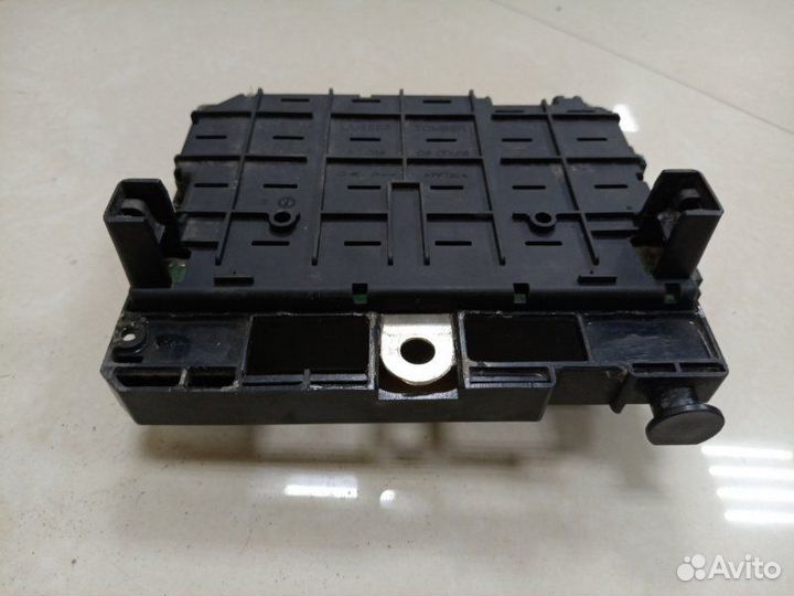 Блок предохранителей под капот Peugeot 206 2A/C