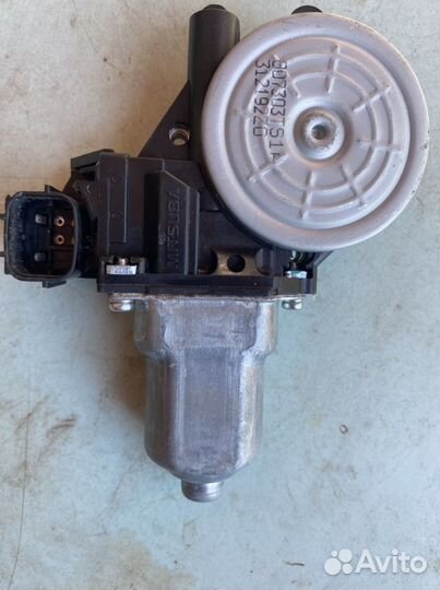 Двигатель стеклоподъемника Nissan