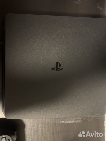 Sony PS4 slim