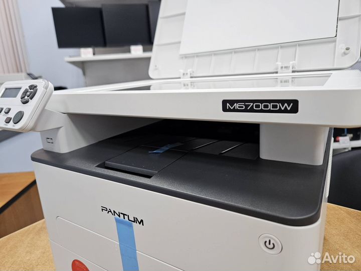 Лазерное мфу Pantum M6700DW