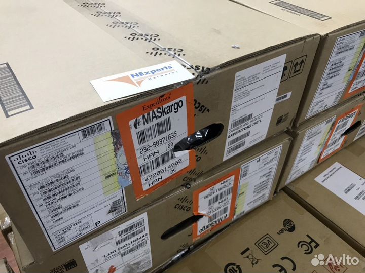 Коммутаторы cisco C9200L-48T-4G-E, C9200L-24T-4G-E