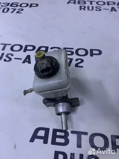 Главный тормозной цилиндр (гтц) Renault Logan