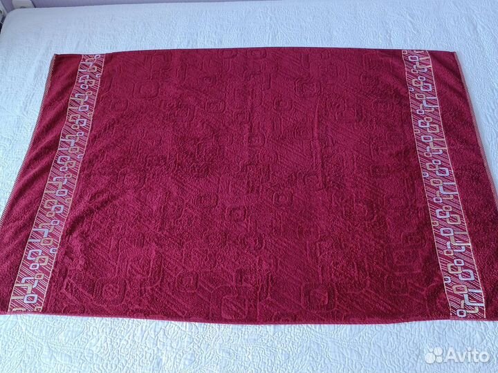 Полотенце новое махровое 100х140 см