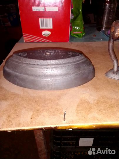 Утюг старинный