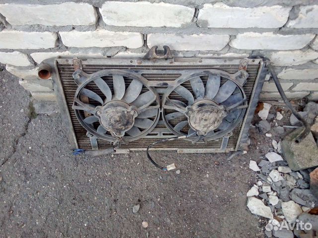 Радиатор на Крайслер минивэн корован