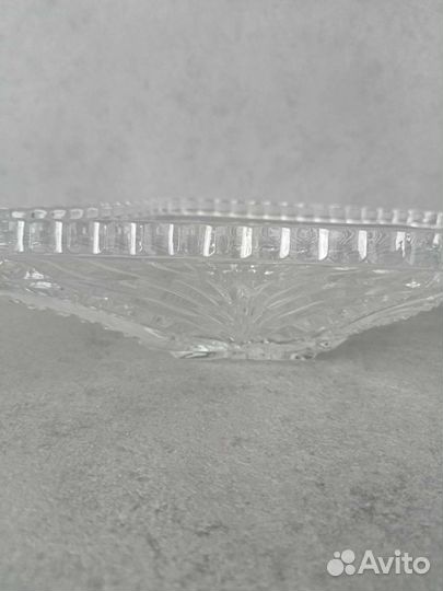 Хрустальная ваза