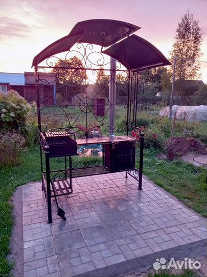 Мангал с печкой и крышей