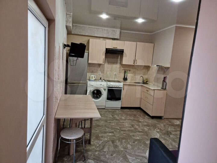 2-к. квартира, 60 м², 2/3 эт.