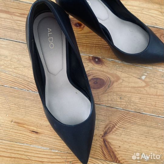 Туфли лодочки черные aldo