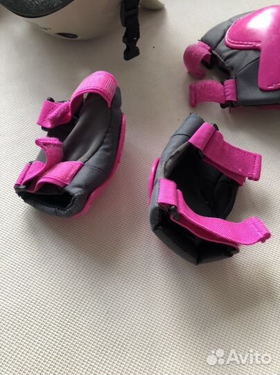 Шлем/налокотники/наколенники/2-4 года