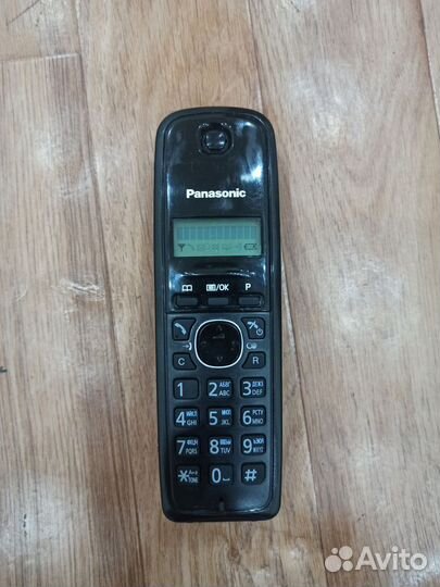 Телефон Panasonic KX-TG1611RUH