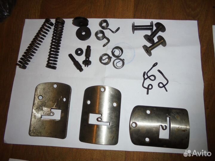 Минерва 335, 337 запчасти колекция швейные