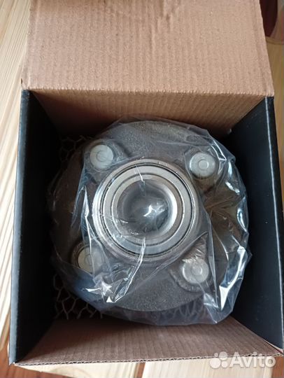 Ступица колеса задняя на nissan micra К10\К11