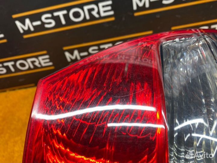 Фонарь задний левый Mercedes-Benz E-Class W211