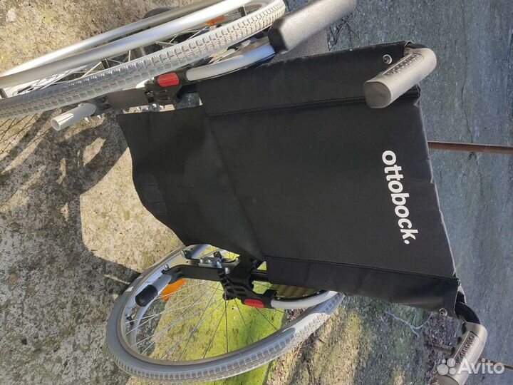 Кресло-коляска для инвалидов новая