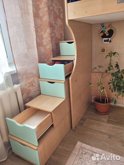 Детский уголок бу