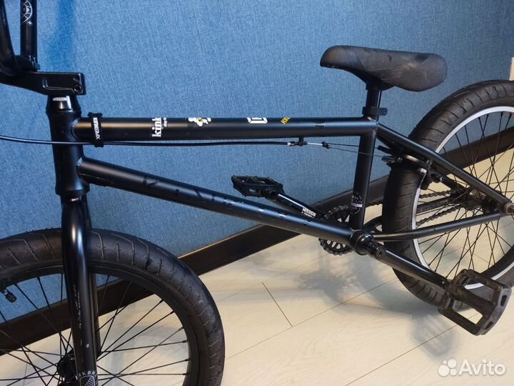 Велосипед BMX Kink Launch Matte Black 20.25