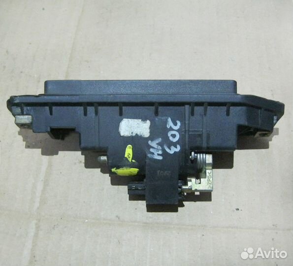 Ручка двери багажника MB W203