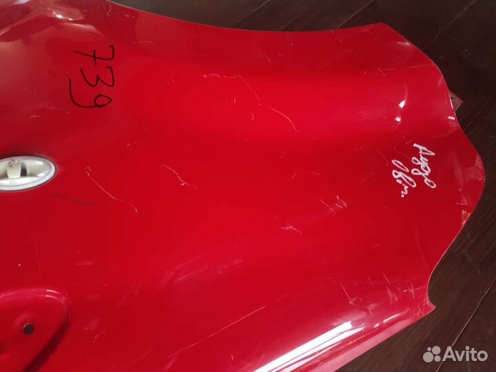 Крыло переднее левое Toyota aygo