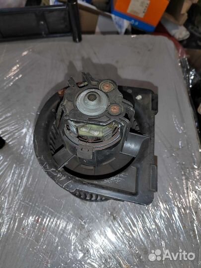 Моторчик печки Valeo для Opel Vectra B