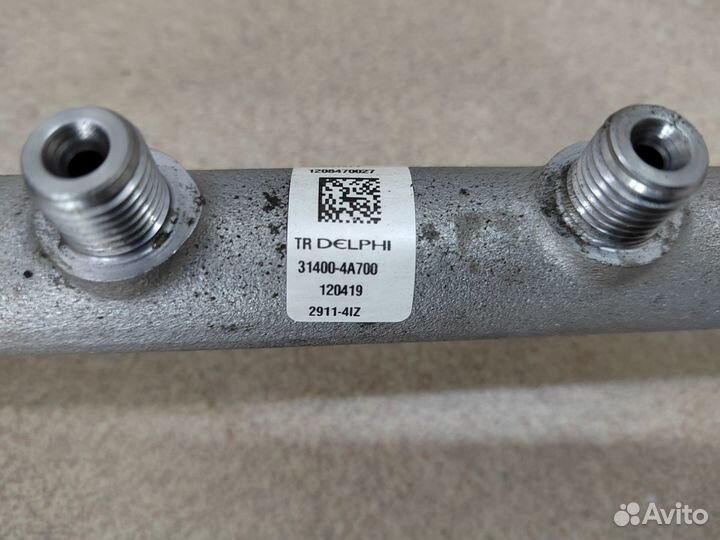 Рампа топливная + датчик давления 31400-4A700