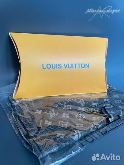 Палантин новый Christian Dior