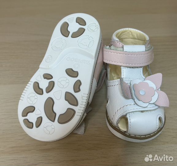 Сандалии для девочки