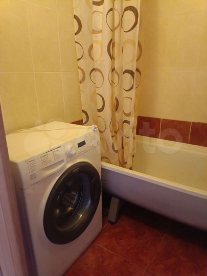 2-к. квартира, 64 м², 9/10 эт.