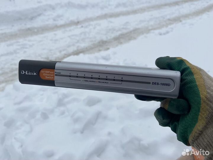 Коммутатор d-link des-1008d