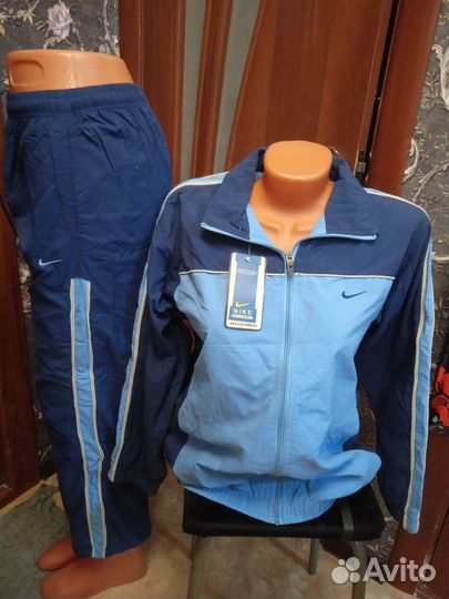 Спортивный костюм женский