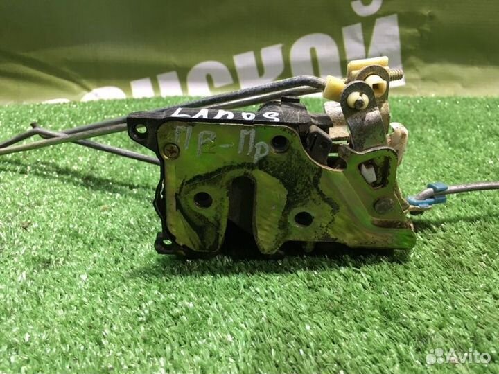 Замок боковой двери передний правый Chevrolet