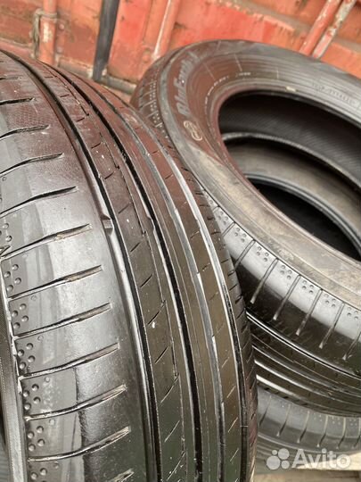 Yokohama BluEarth-A 215/65 R17 99