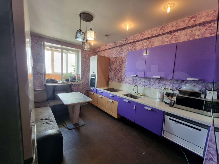 1-к. квартира, 60 м², 8/16 эт.